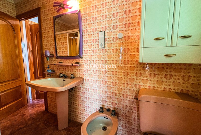 Wederverkoop - APPARTEMENT -
SANTA POLA - Puerto