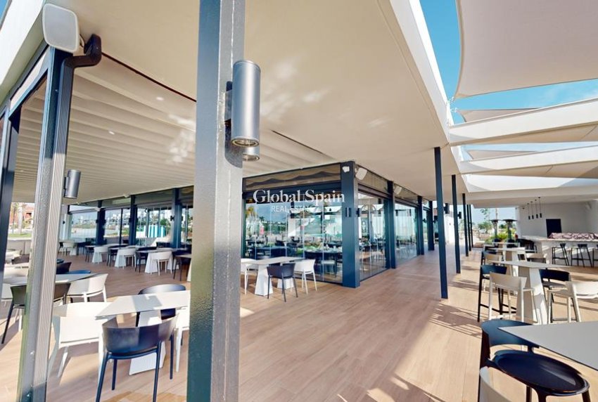 Wederverkoop - APPARTEMENT -
SANTA ROSALÍA - Inland