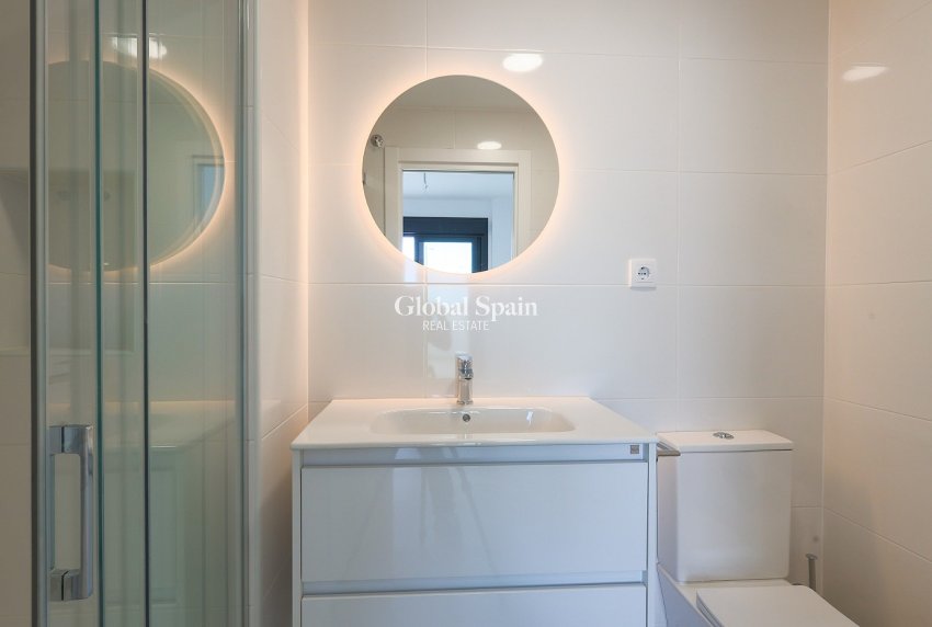 Wederverkoop - APPARTEMENT -
SANTA ROSALÍA - Inland