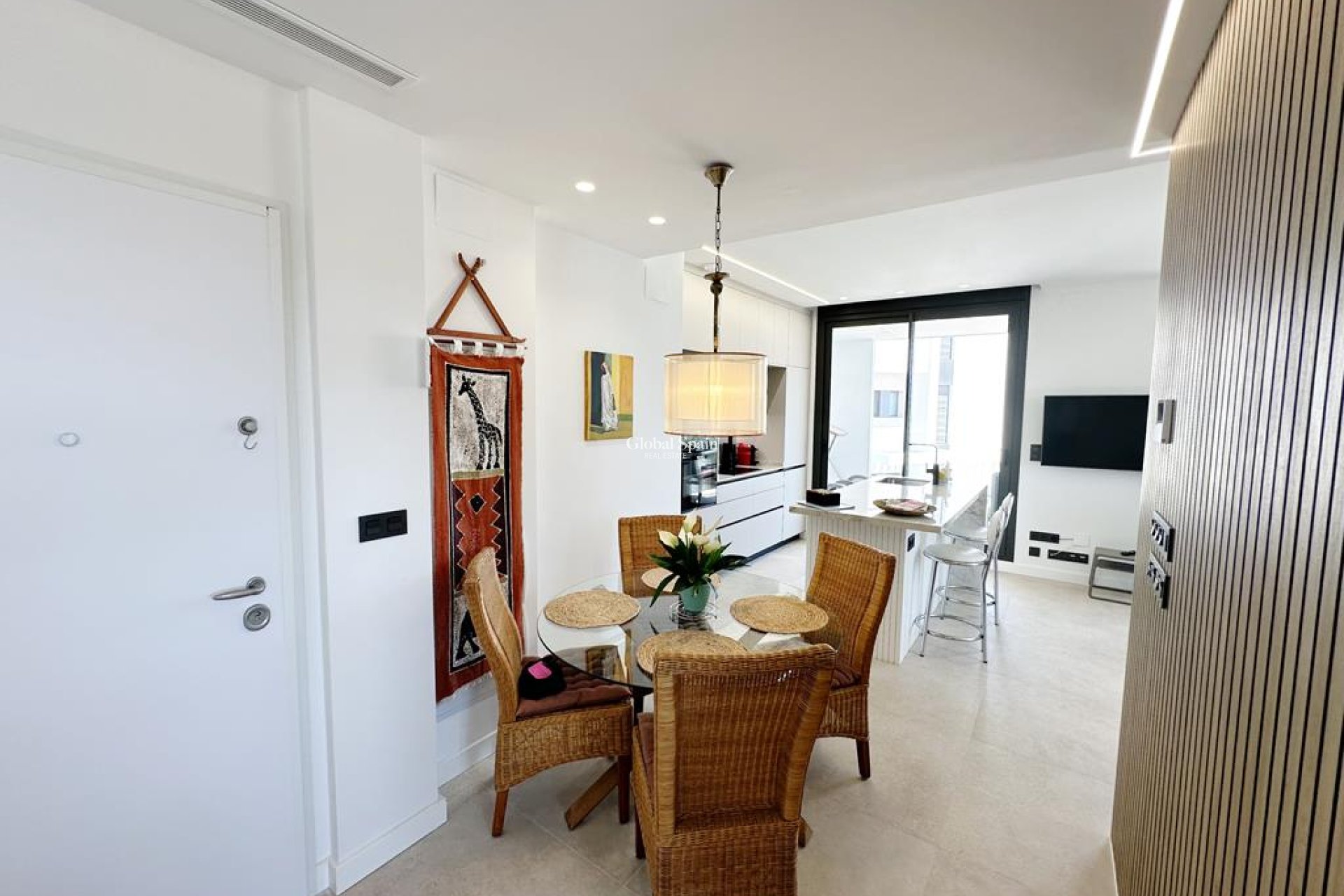 Wederverkoop - APPARTEMENT -
SANTA ROSALÍA - Inland