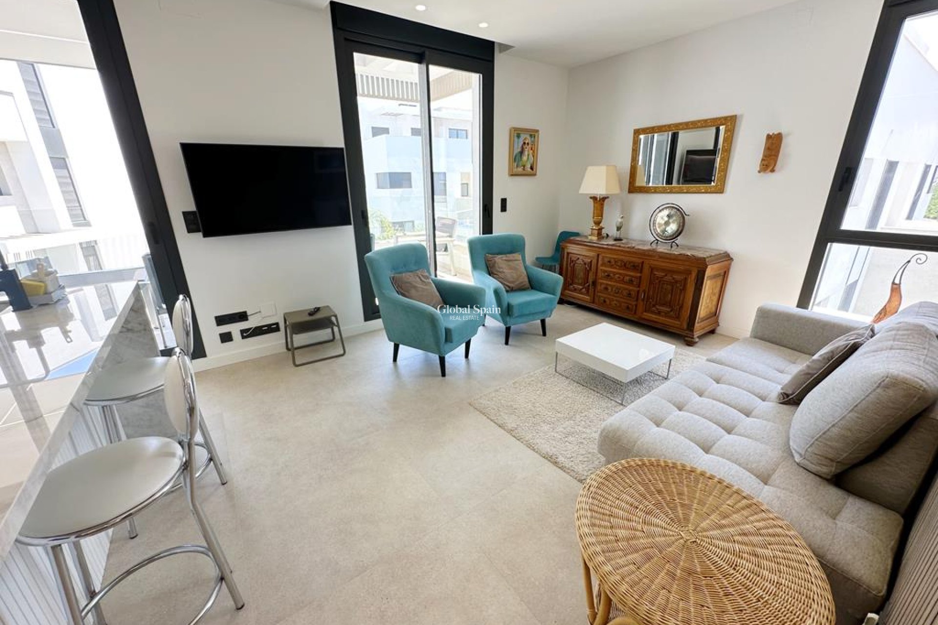 Wederverkoop - APPARTEMENT -
SANTA ROSALÍA - Inland