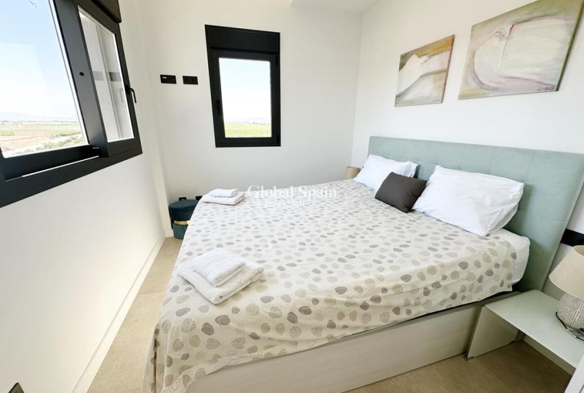 Wederverkoop - APPARTEMENT -
SANTA ROSALÍA - Inland