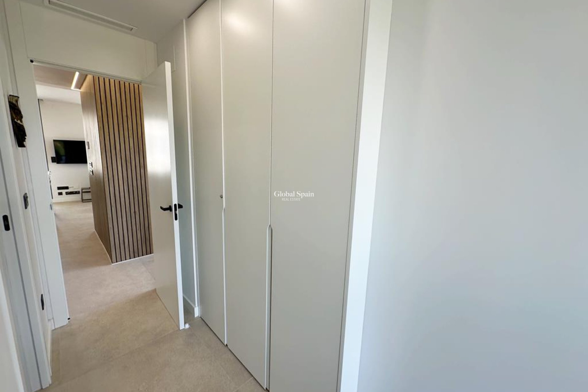 Wederverkoop - APPARTEMENT -
SANTA ROSALÍA - Inland