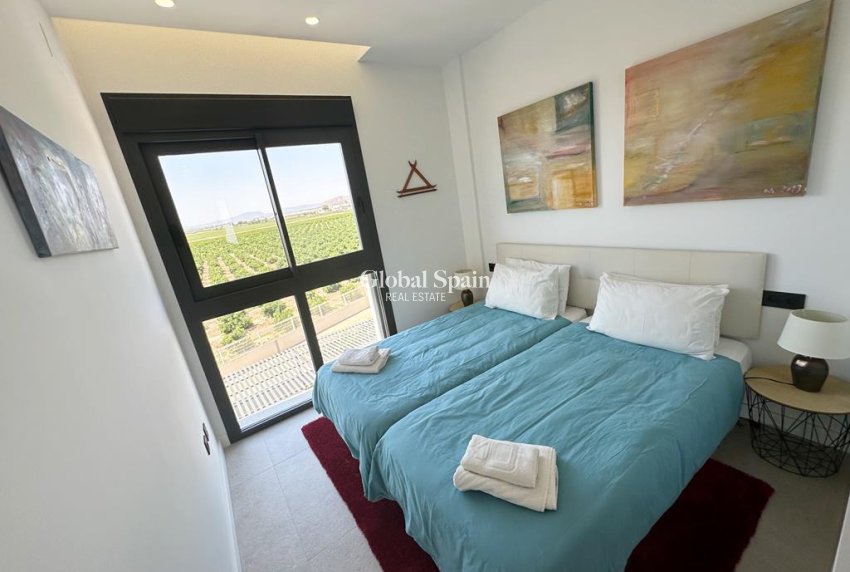 Wederverkoop - APPARTEMENT -
SANTA ROSALÍA - Inland