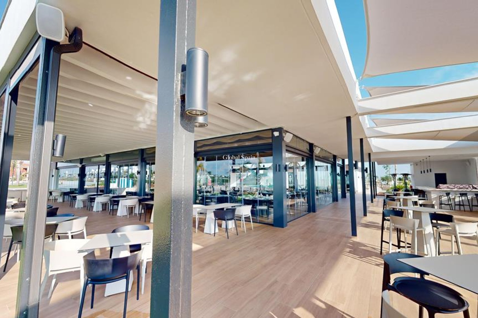 Wederverkoop - APPARTEMENT -
SANTA ROSALÍA - Inland