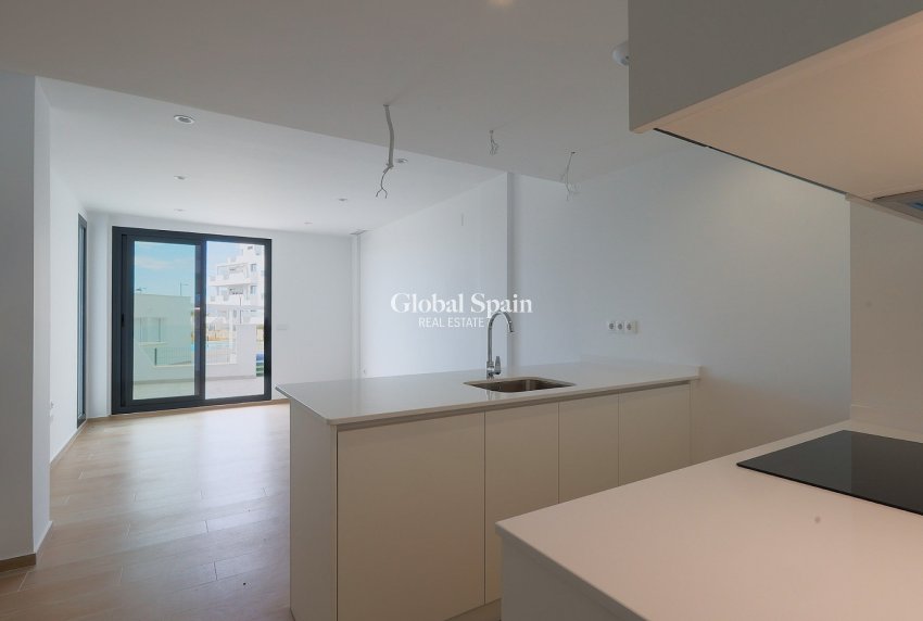 Wederverkoop - APPARTEMENT -
SANTA ROSALÍA - Inland