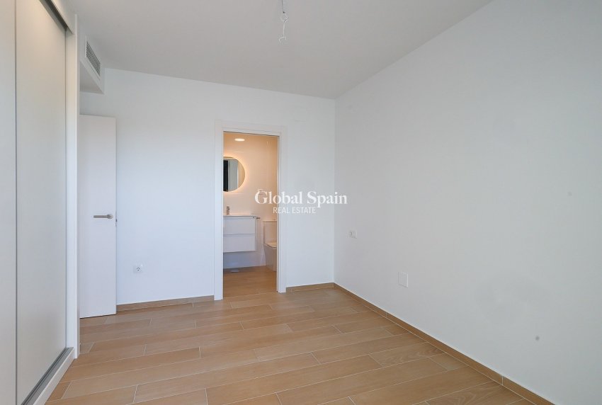Wederverkoop - APPARTEMENT -
SANTA ROSALÍA - Inland
