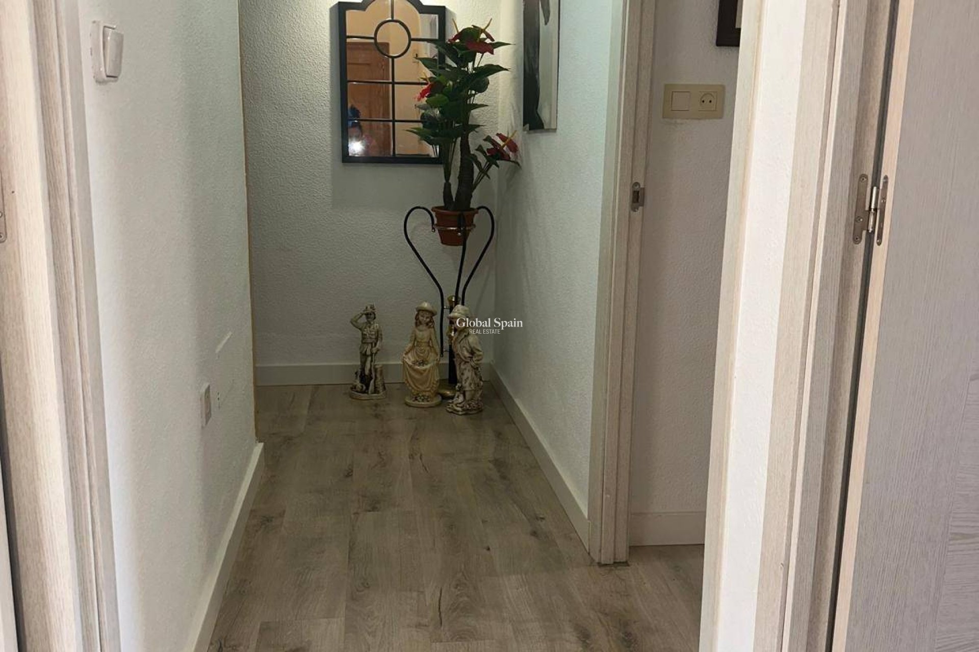 Wederverkoop - APPARTEMENT -
SANTIAGO DE LA RIBERA - Centro