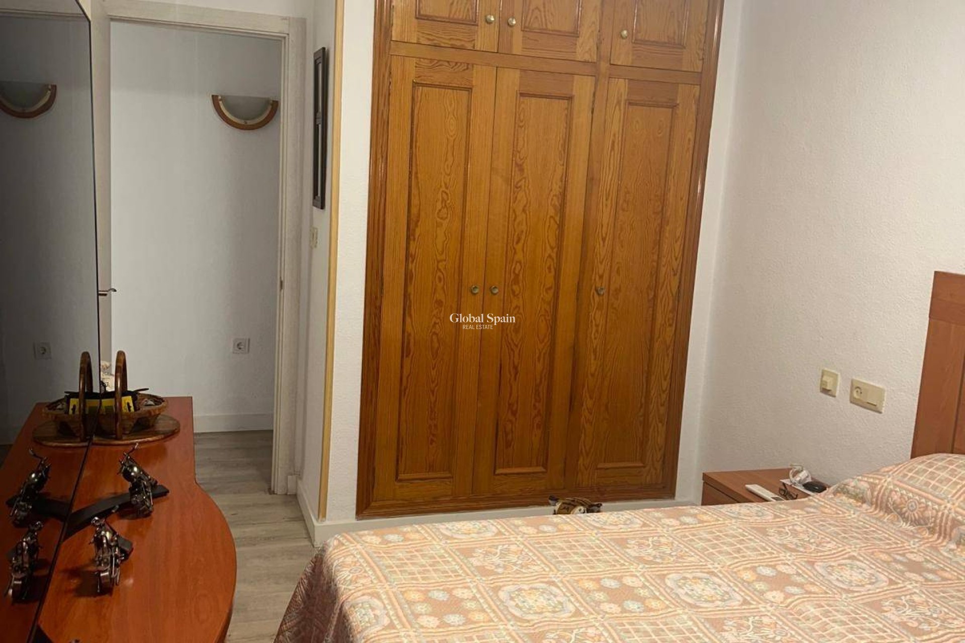 Wederverkoop - APPARTEMENT -
SANTIAGO DE LA RIBERA - Centro