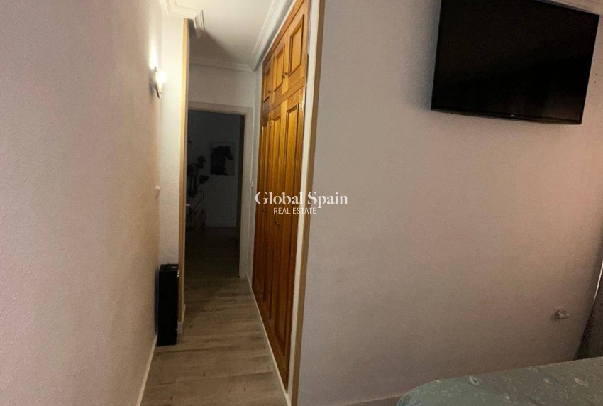Wederverkoop - APPARTEMENT -
SANTIAGO DE LA RIBERA - Centro
