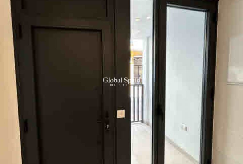 Wederverkoop - APPARTEMENT -
SANTIAGO DE LA RIBERA - Costa Calida