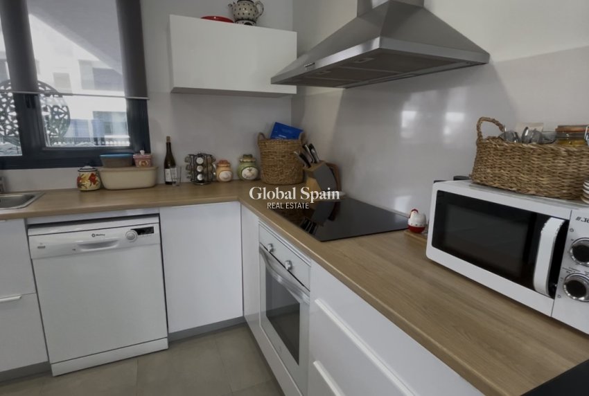 Wederverkoop - APPARTEMENT -
SANTIAGO DE LA RIBERA - Costa Calida