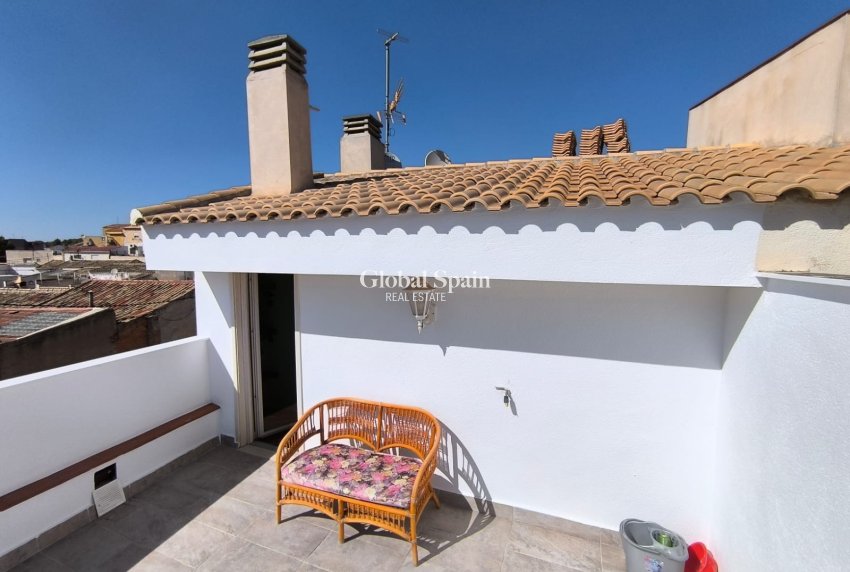 Wederverkoop - APPARTEMENT -
SAX - Inland