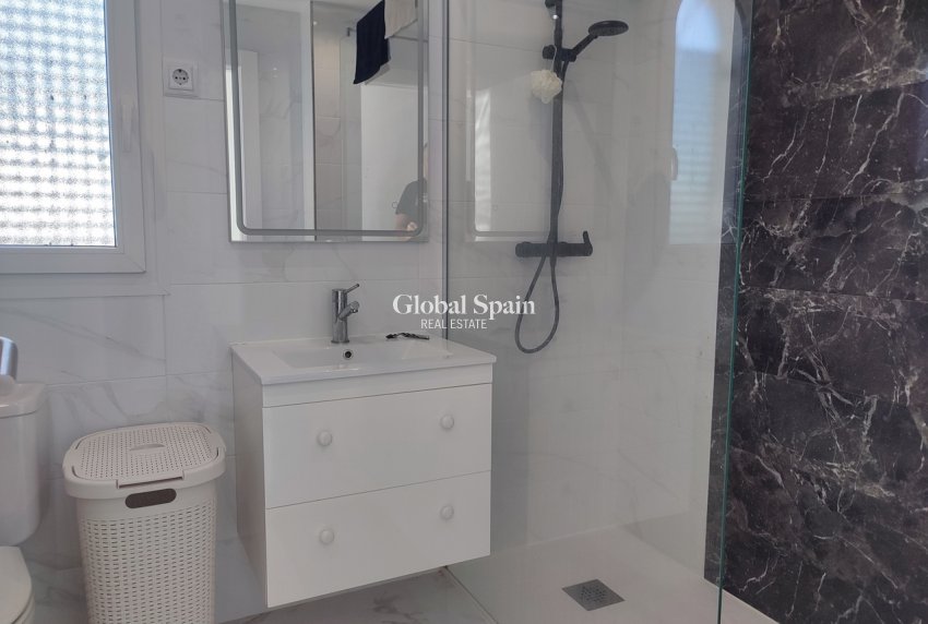 Wederverkoop - APPARTEMENT -
SUCINA - Inland