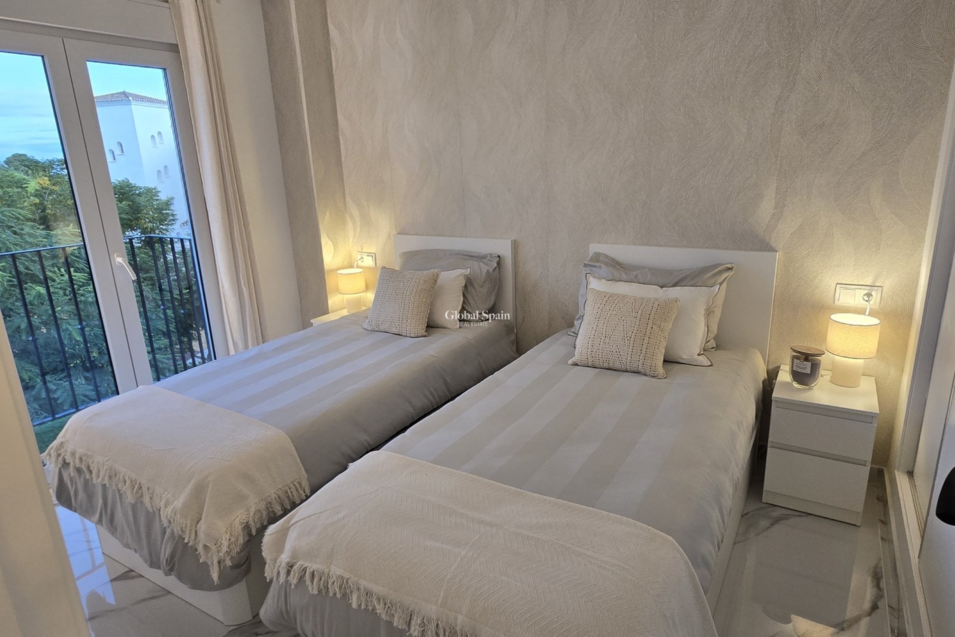 Wederverkoop - APPARTEMENT -
SUCINA - Inland