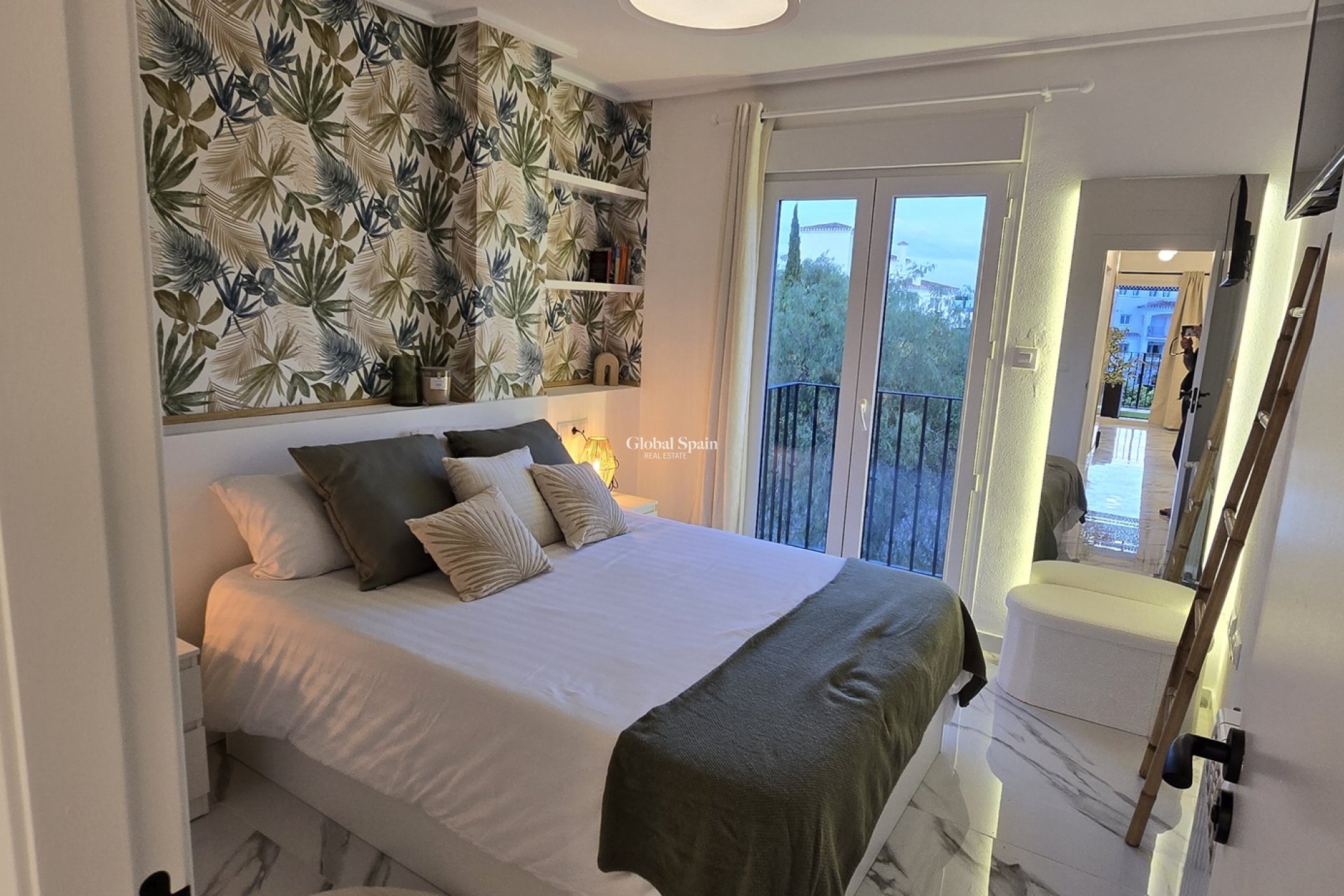 Wederverkoop - APPARTEMENT -
SUCINA - Inland