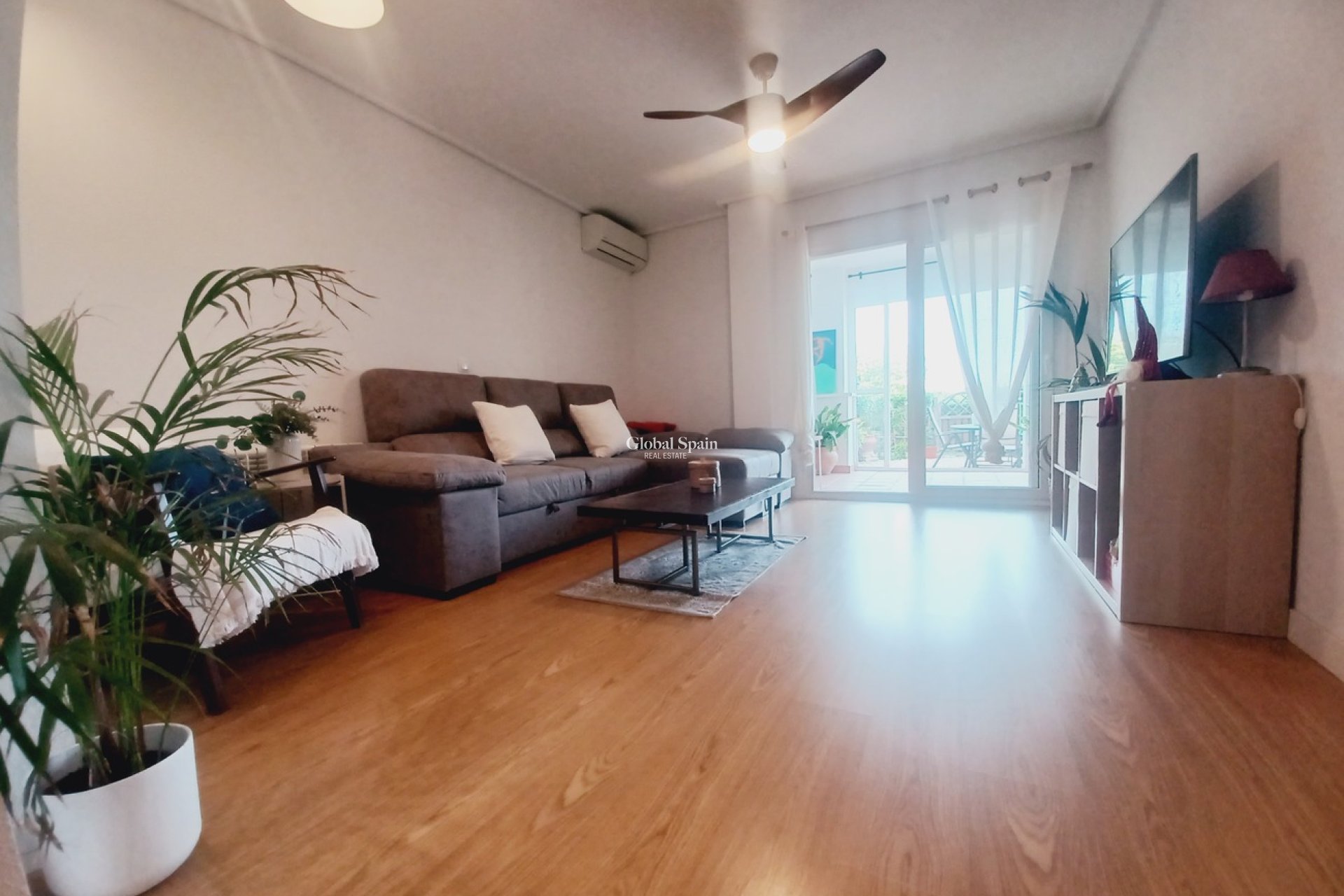 Wederverkoop - APPARTEMENT -
SUCINA - Inland