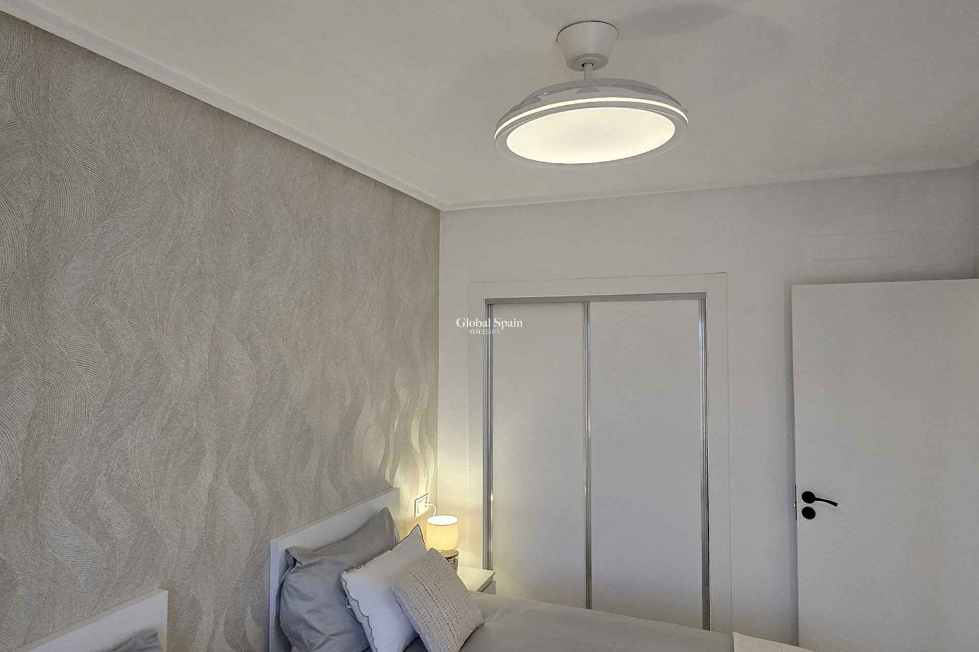 Wederverkoop - APPARTEMENT -
SUCINA - Inland