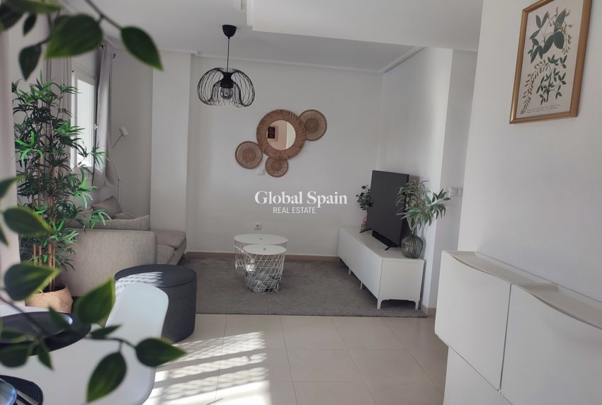 Wederverkoop - APPARTEMENT -
SUCINA - Inland