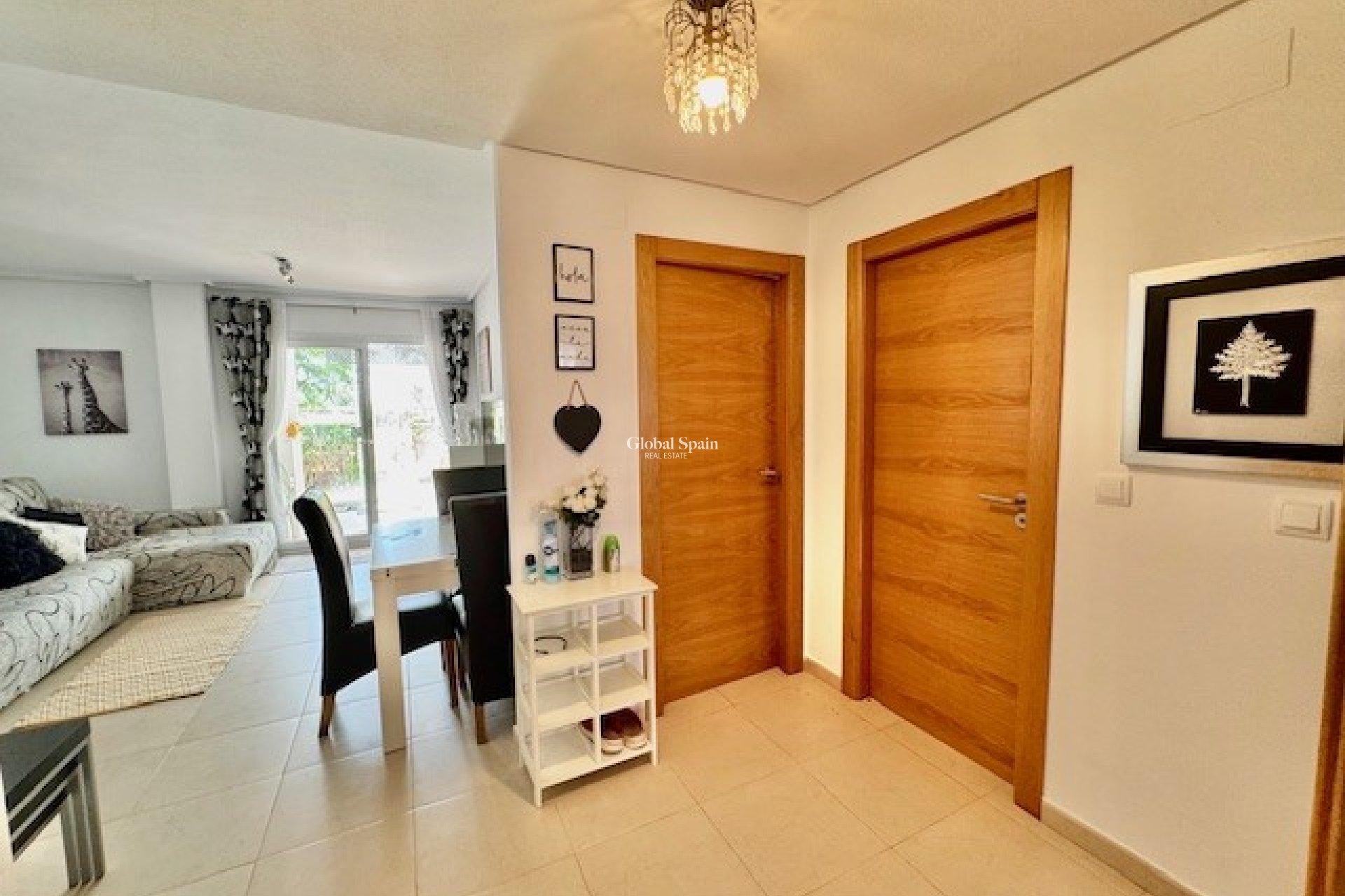 Wederverkoop - APPARTEMENT -
SUCINA - Inland