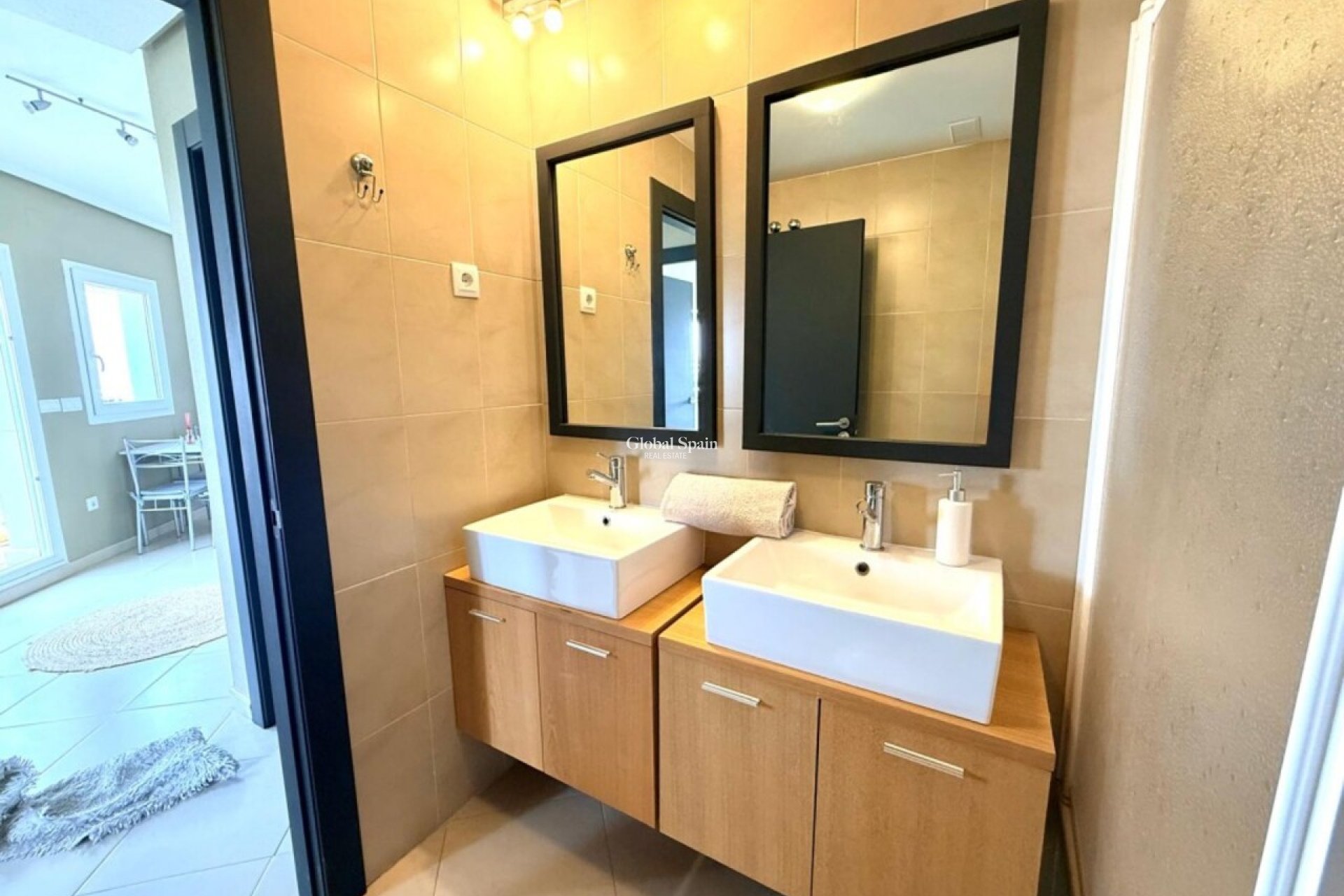 Wederverkoop - APPARTEMENT -
SUCINA - Inland