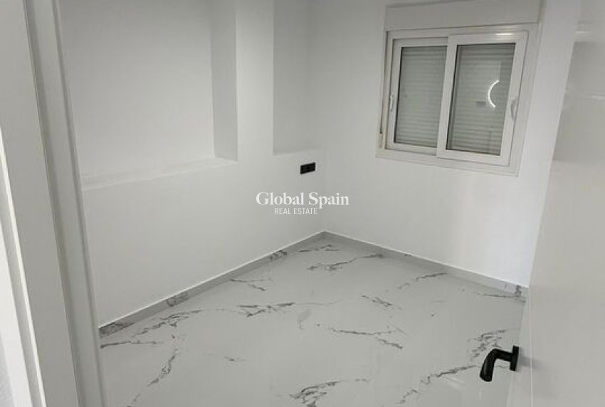 Wederverkoop - APPARTEMENT -
SUCINA - Inland