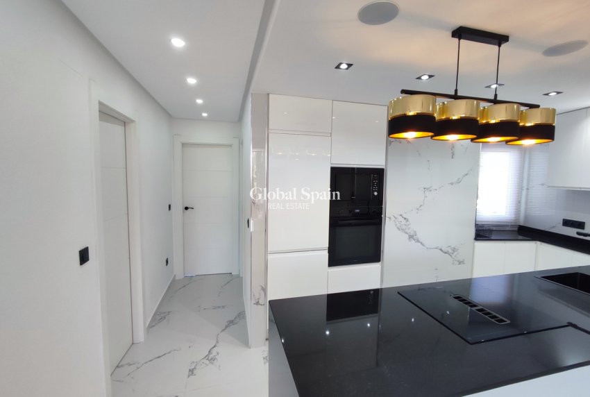 Wederverkoop - APPARTEMENT -
SUCINA - Inland