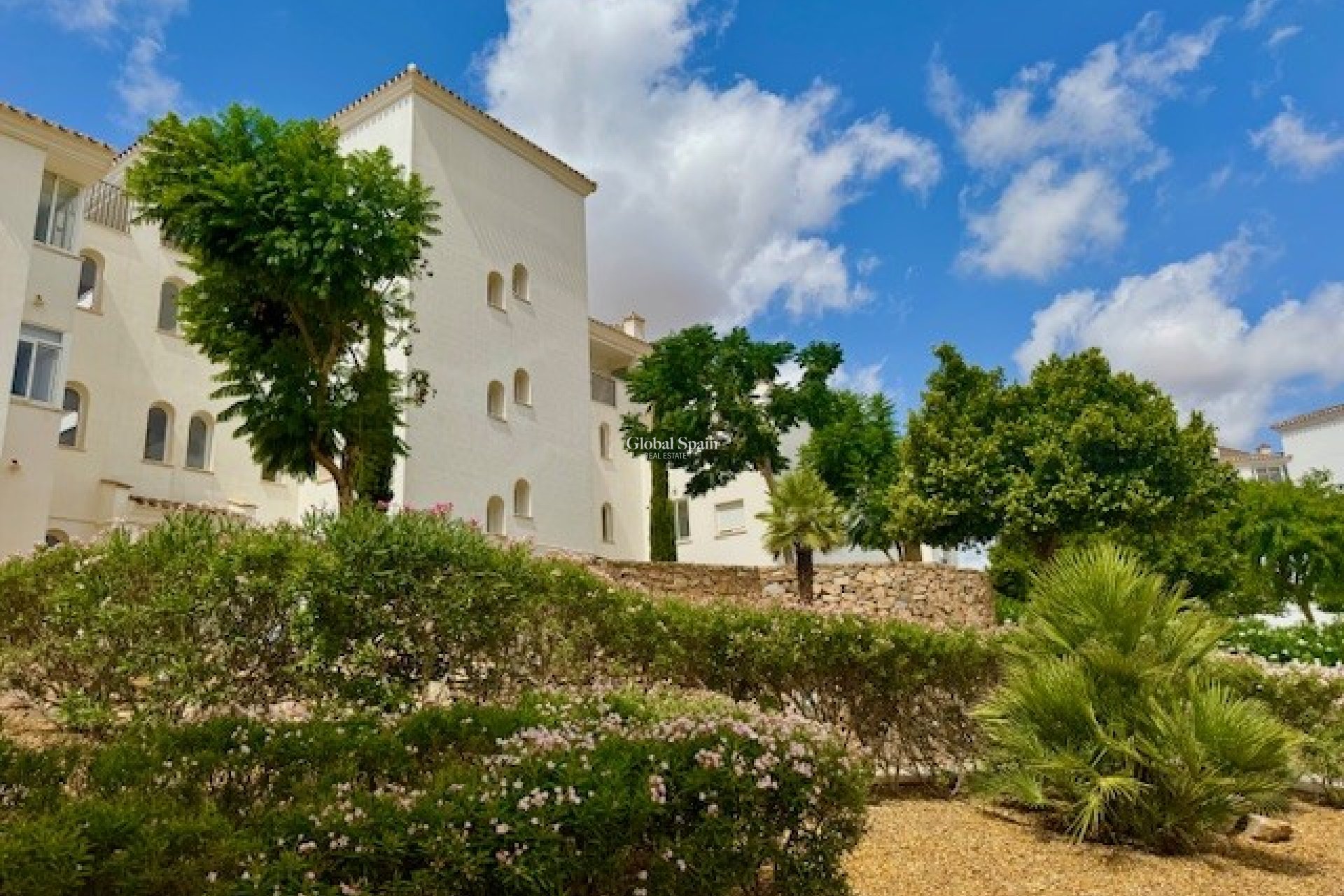 Wederverkoop - APPARTEMENT -
SUCINA - Inland