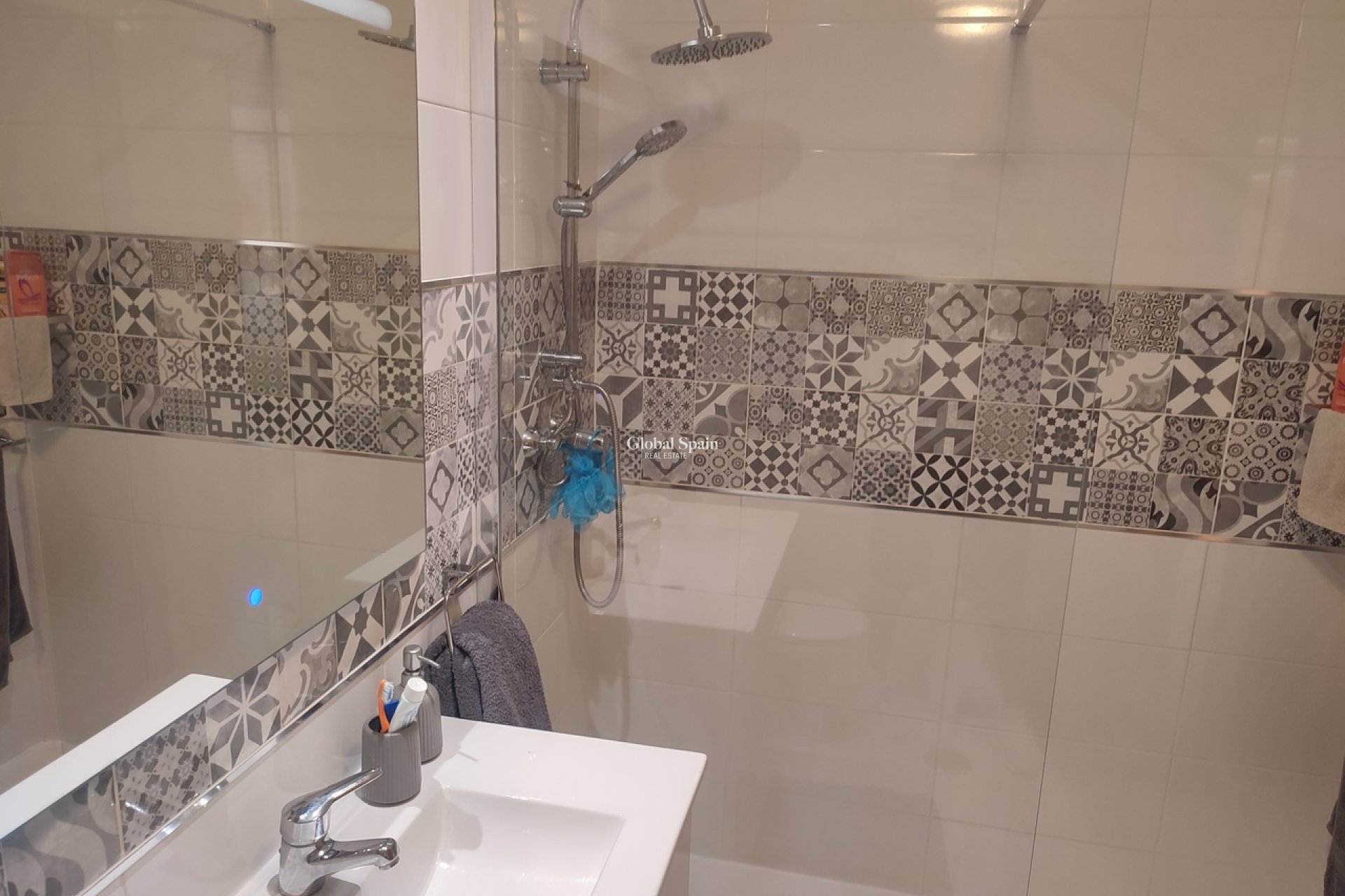Wederverkoop - APPARTEMENT -
SUCINA - Inland