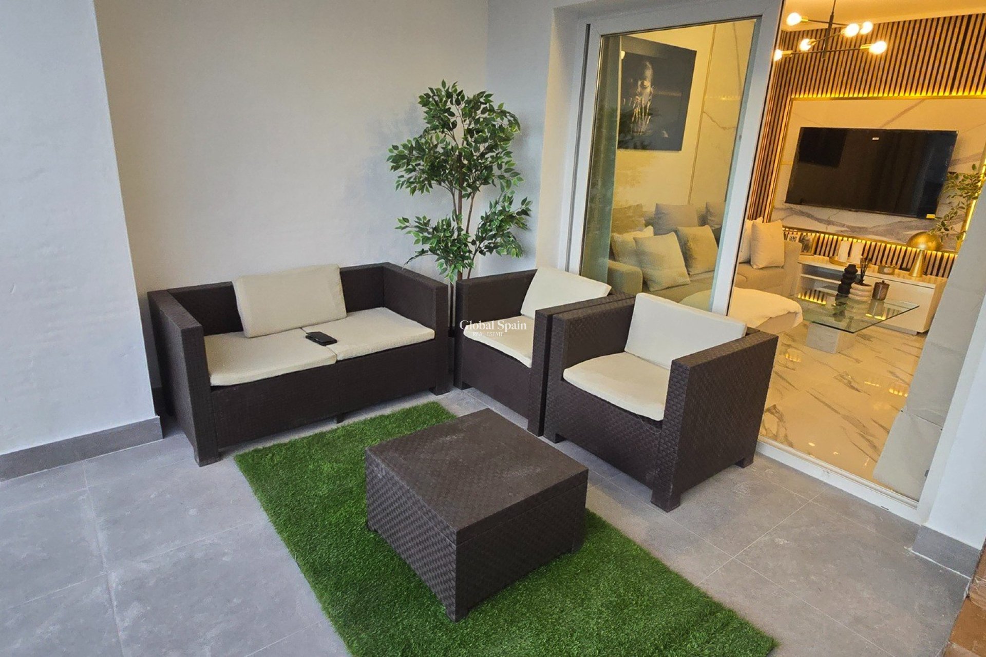 Wederverkoop - APPARTEMENT -
SUCINA - Sucina