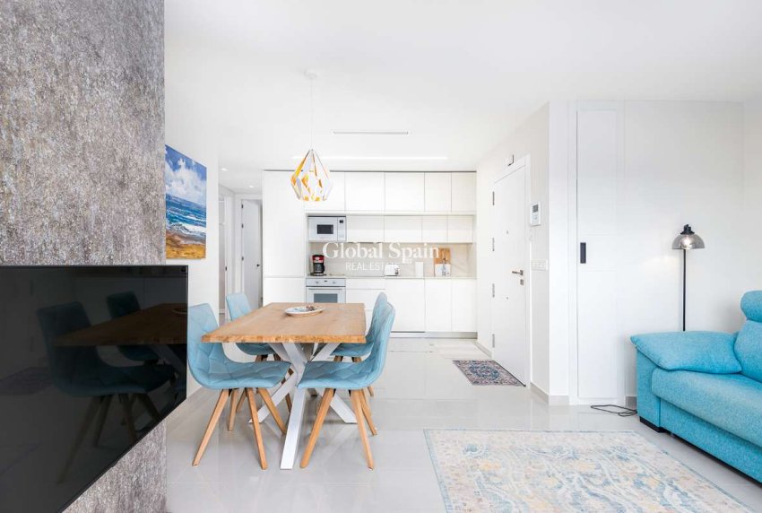 Wederverkoop - APPARTEMENT -
TORRE DE LA HORADADA - Costa Blanca