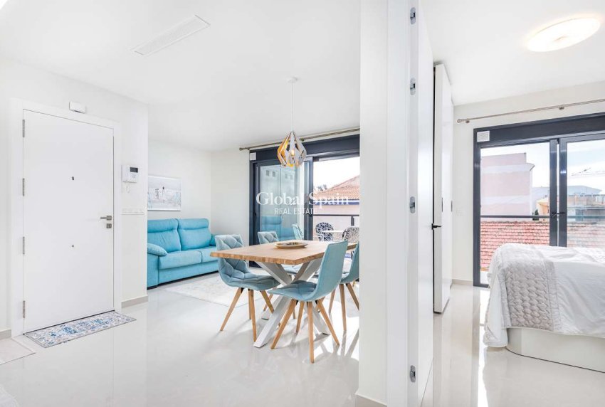 Wederverkoop - APPARTEMENT -
TORRE DE LA HORADADA - Costa Blanca