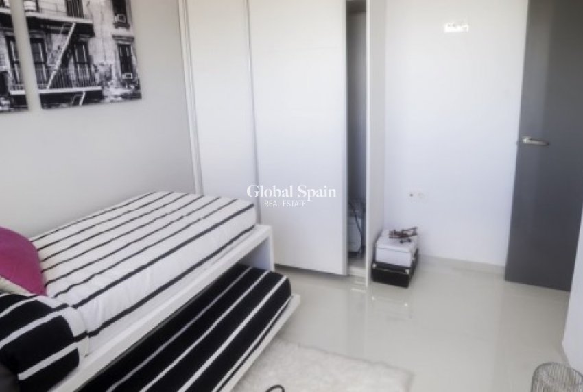 Wederverkoop - Appartement -
TORRE DE LA HORADADA - Torre de la Horadada