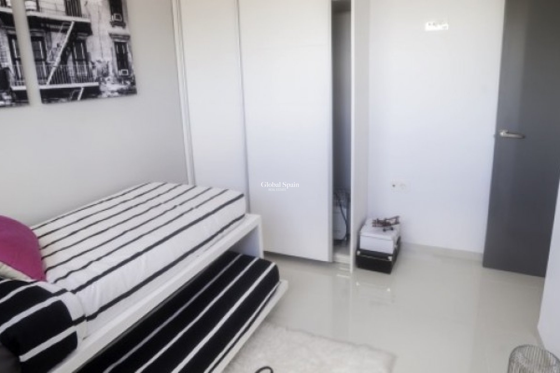 Wederverkoop - Appartement -
TORRE DE LA HORADADA - Torre de la Horadada