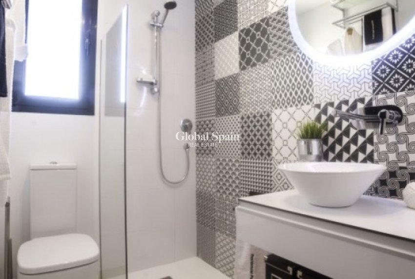 Wederverkoop - Appartement -
TORRE DE LA HORADADA - Torre de la Horadada