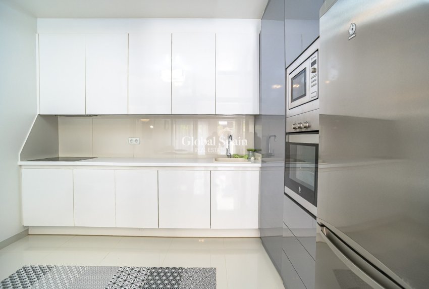 Wederverkoop - Appartement -
TORRE DE LA HORADADA - TORRE DE LA HORARADA