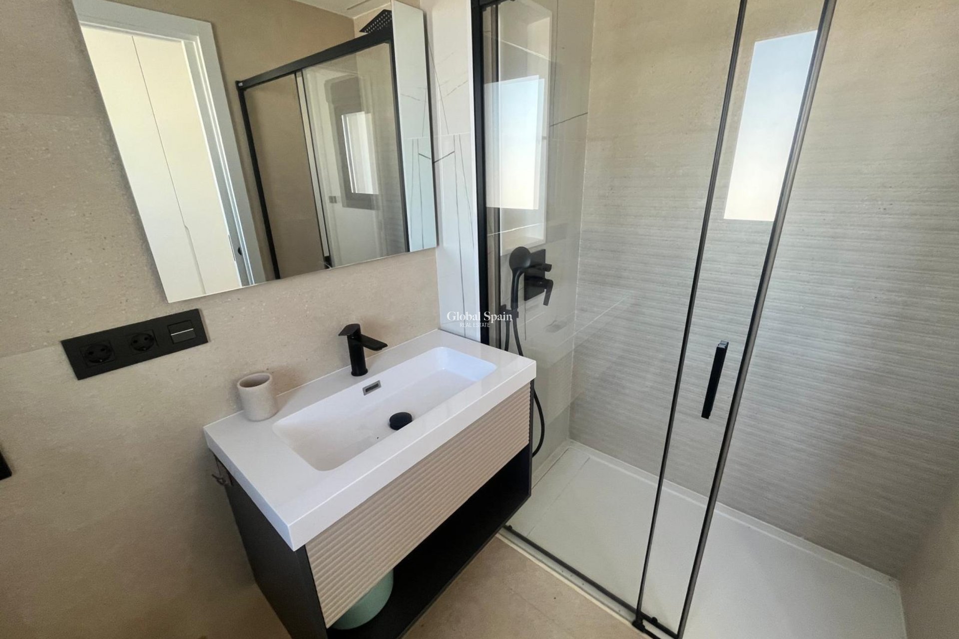 Wederverkoop - APPARTEMENT -
TORRE PACHECO - Inland