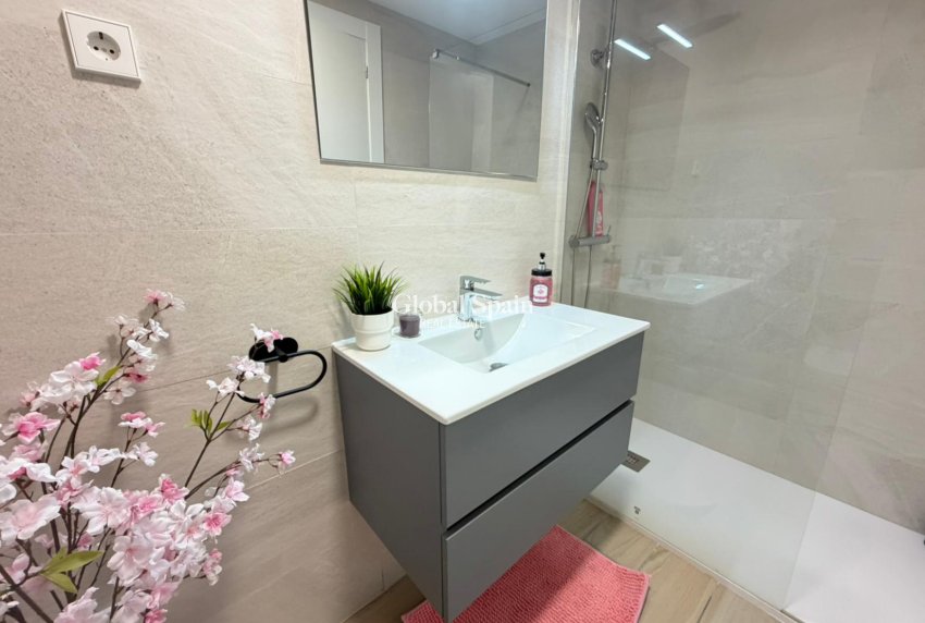 Wederverkoop - APPARTEMENT -
TORRE PACHECO - Inland