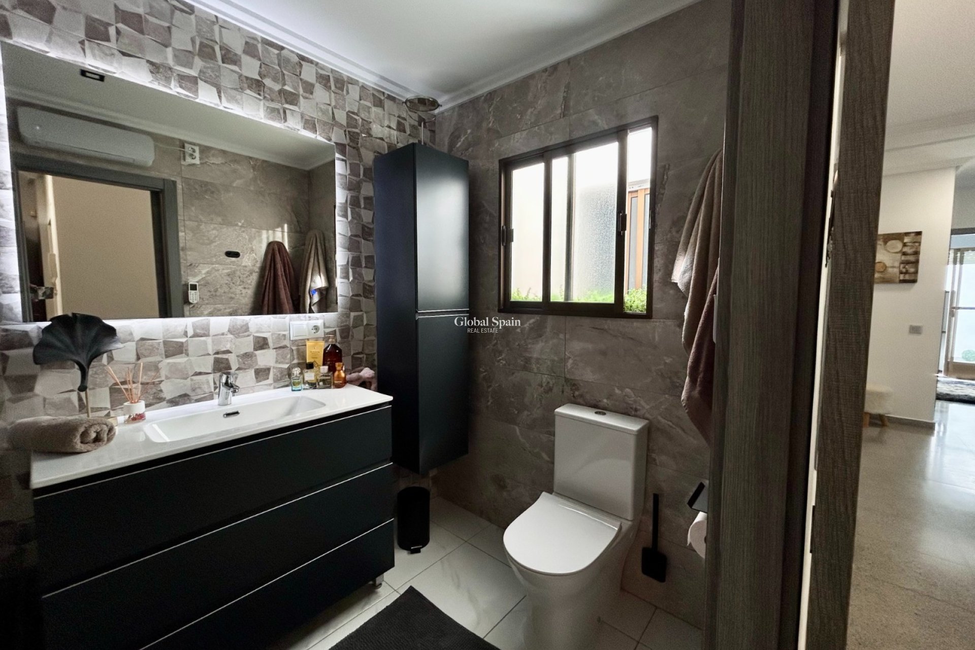 Wederverkoop - APPARTEMENT -
TORREMENDO - Costa Blanca