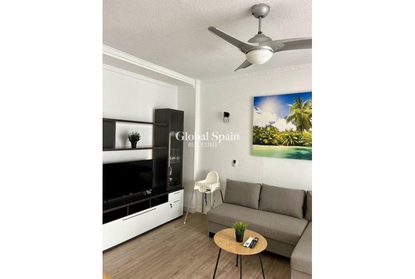 Wederverkoop - Appartement -
TORREVIEJA - Acequion