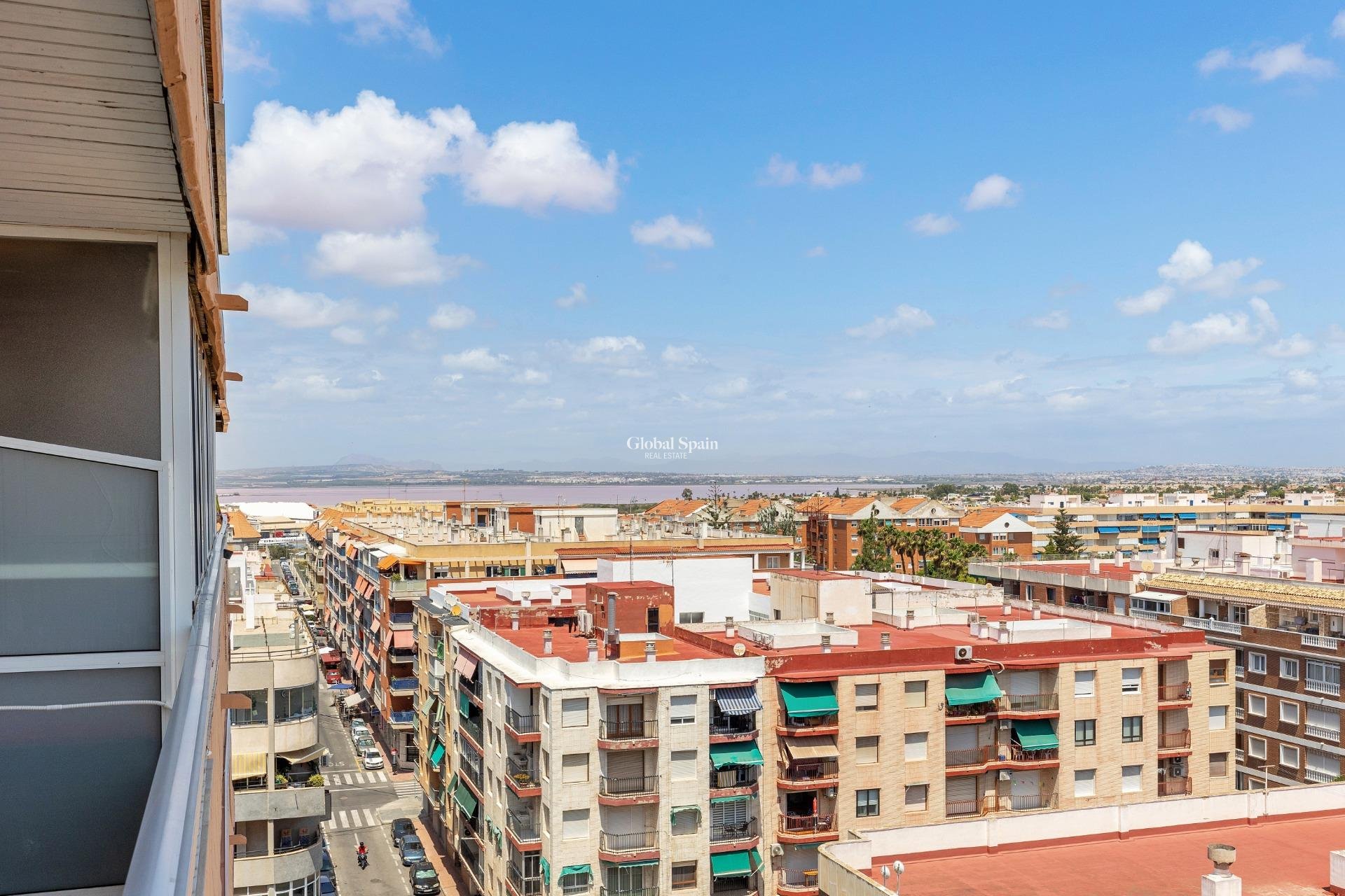Wederverkoop - Appartement -
TORREVIEJA - Acequion
