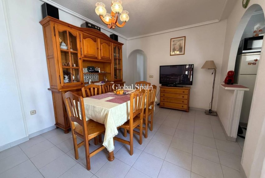 Wederverkoop - Appartement -
TORREVIEJA - Acequion