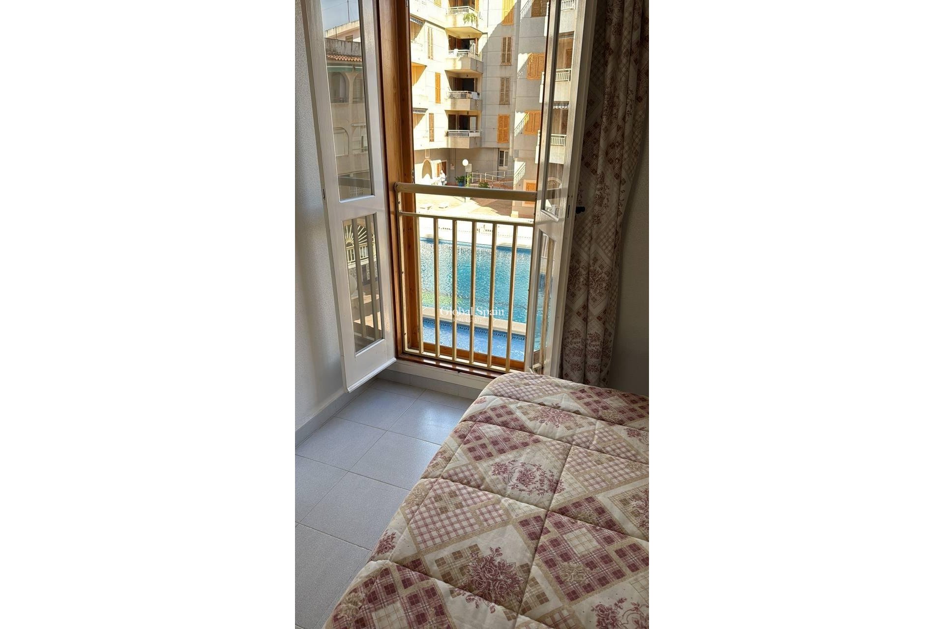 Wederverkoop - Appartement -
TORREVIEJA - Acequion