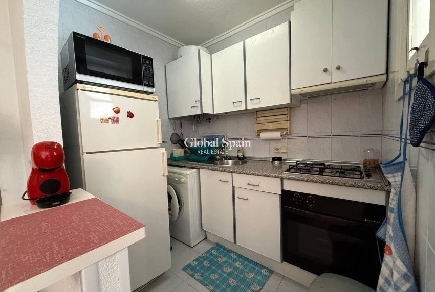 Wederverkoop - Appartement -
TORREVIEJA - Acequion