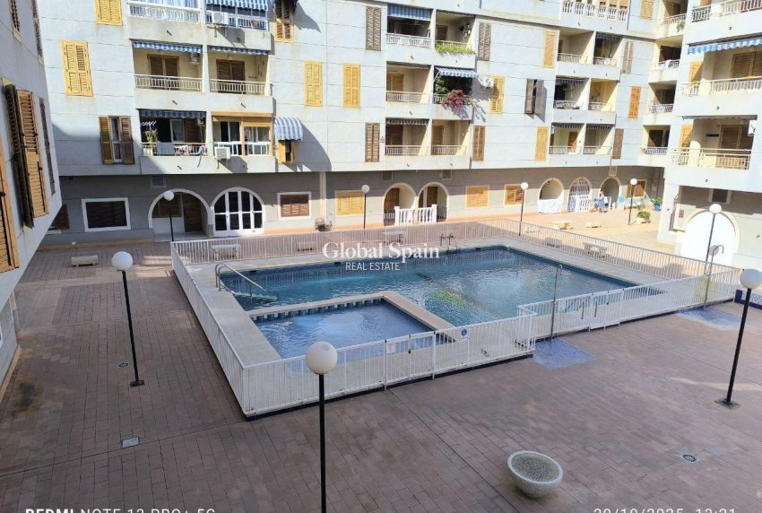 Wederverkoop - Appartement -
TORREVIEJA - Acequion