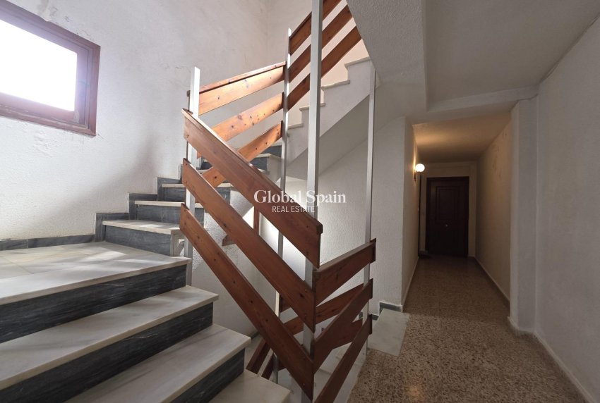 Wederverkoop - APPARTEMENT -
TORREVIEJA - Acequion