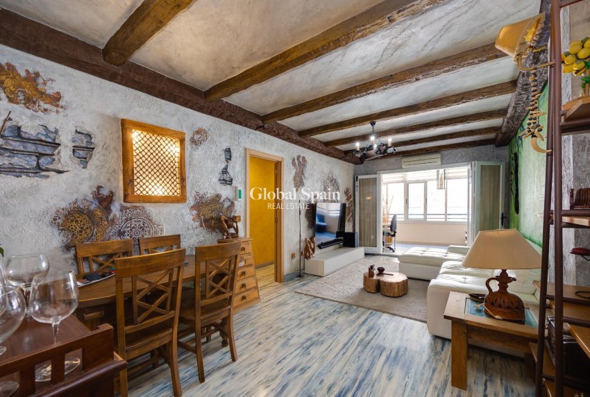 Wederverkoop - APPARTEMENT -
TORREVIEJA - Acequion