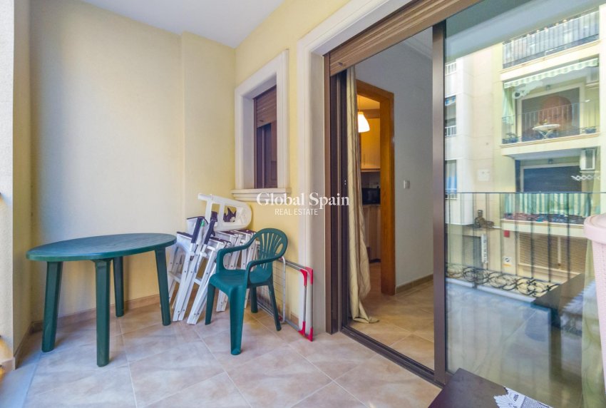 Wederverkoop - APPARTEMENT -
TORREVIEJA - Acequion