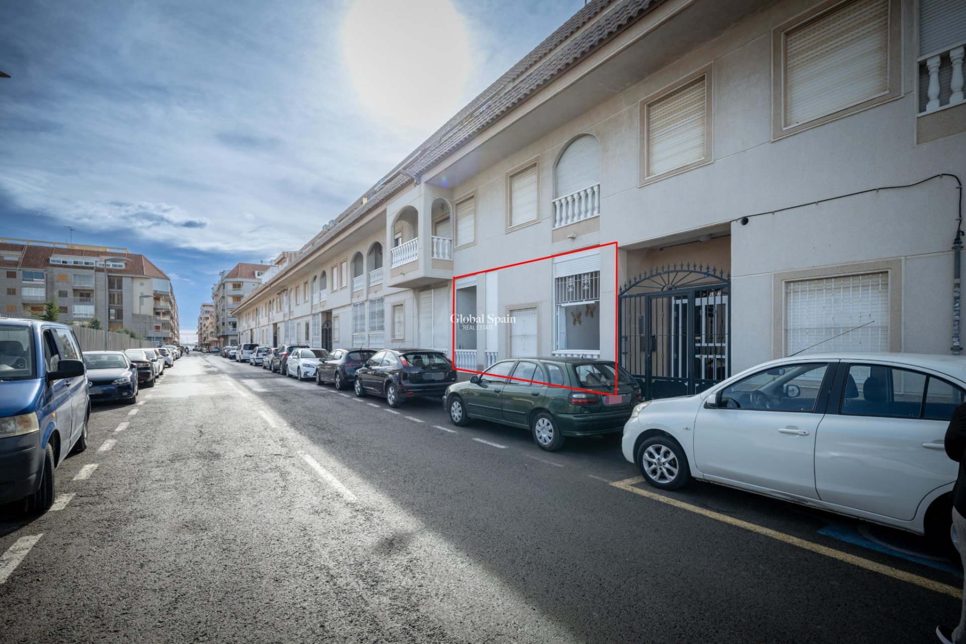 Wederverkoop - APPARTEMENT -
TORREVIEJA - Acequion