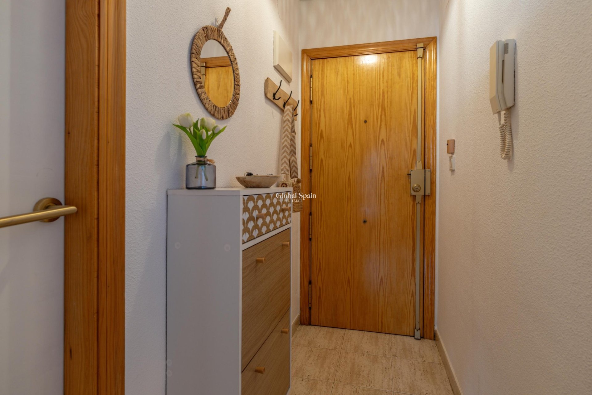 Wederverkoop - APPARTEMENT -
TORREVIEJA - Acequion